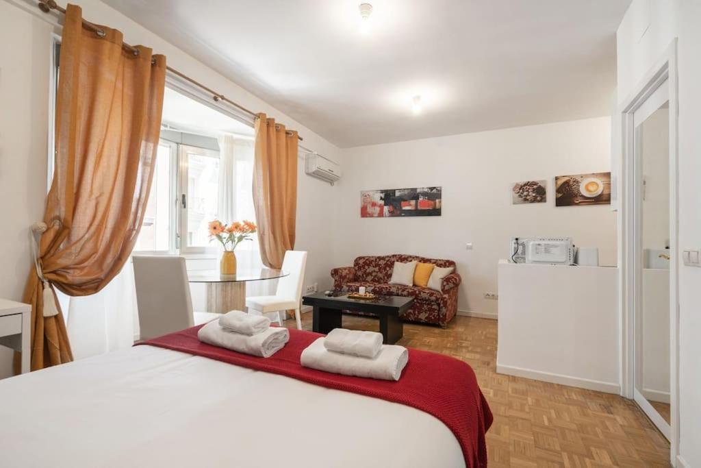 Studio Located In Puerta De Alcala - 2 Madrid Exterior foto